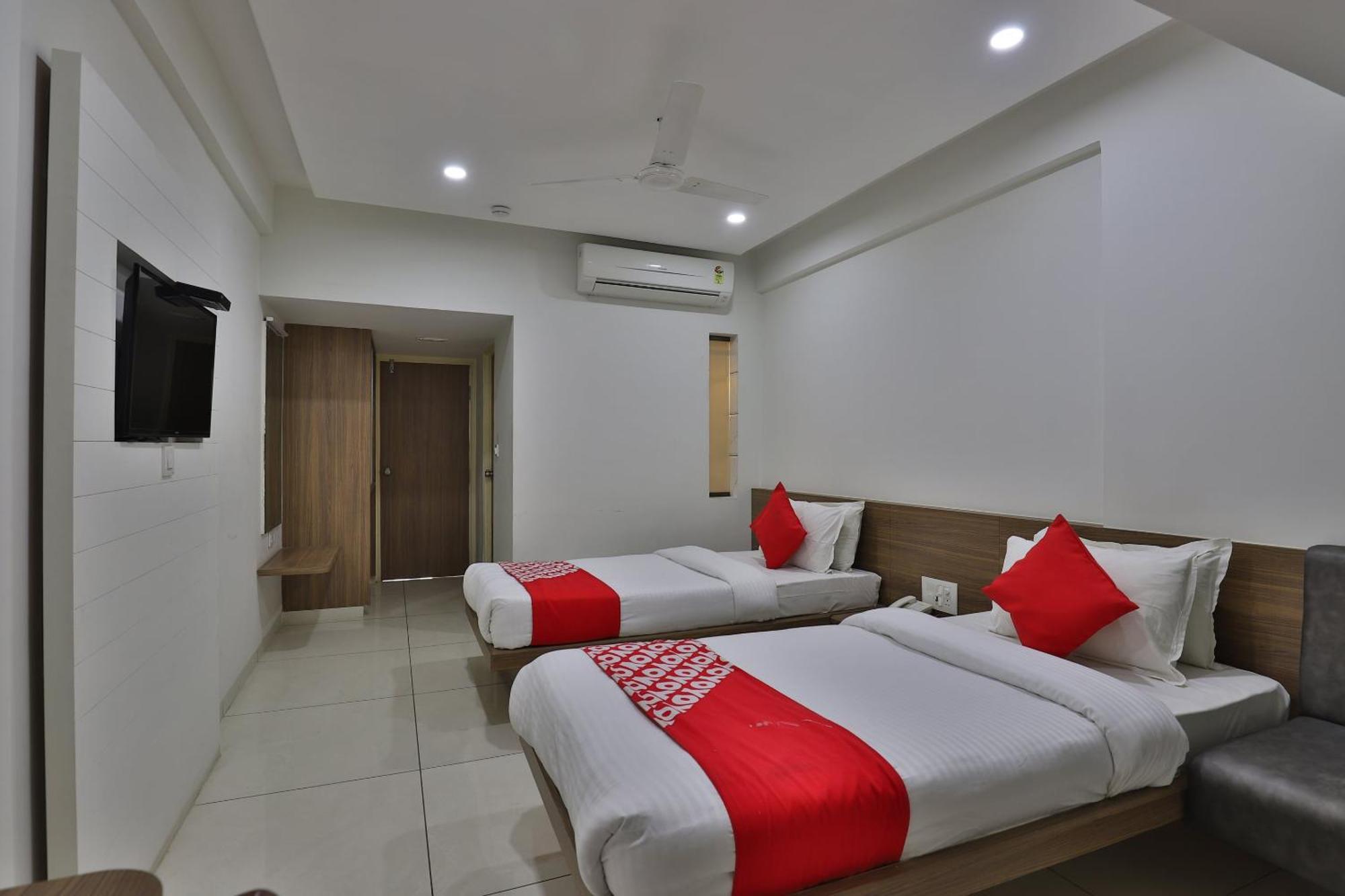 Hotel Collection O Panchsheel Vadodara Exterior foto