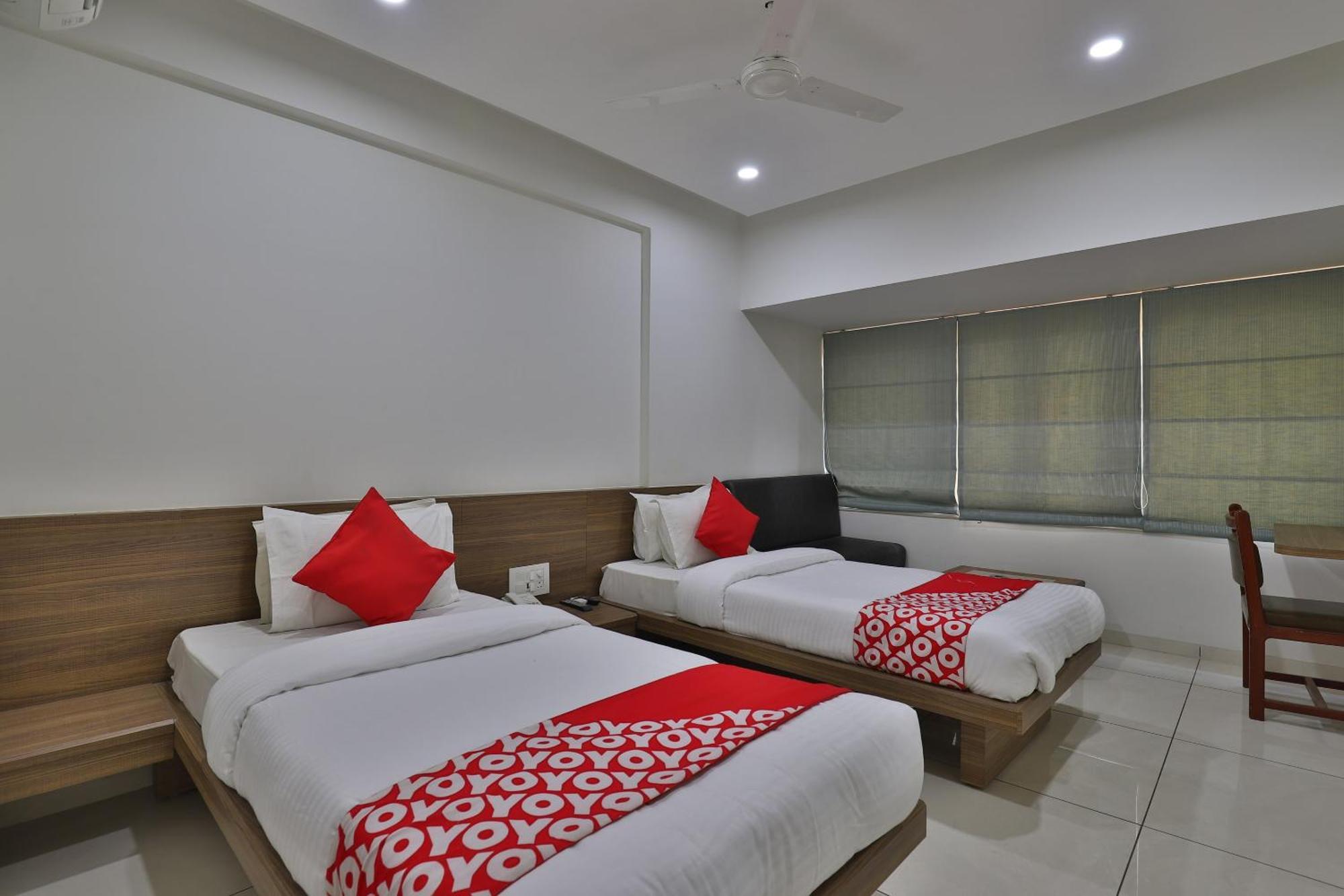 Hotel Collection O Panchsheel Vadodara Exterior foto